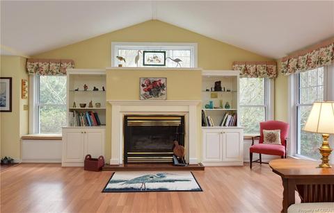418 Peake Rd, Weems, VA 22576 photo 17