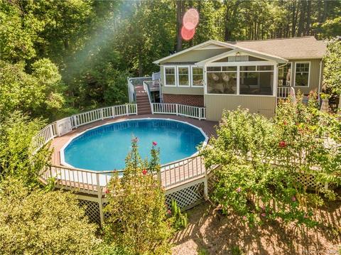 418 Peake Rd, Weems, VA 22576 photo 5