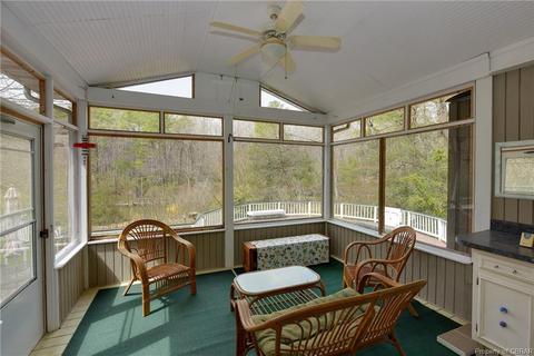 418 Peake Rd, Weems, VA 22576 photo 18