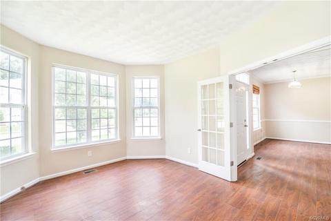 2084 Merrick Dr, Hayes, VA 23072 photo 6