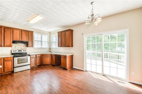 2084 Merrick Dr, Hayes, VA 23072 photo 13