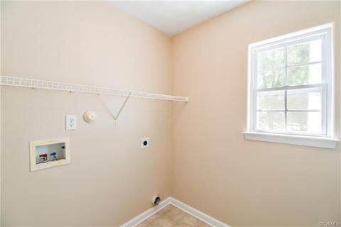 2084 Merrick Dr, Hayes, VA 23072 photo 29
