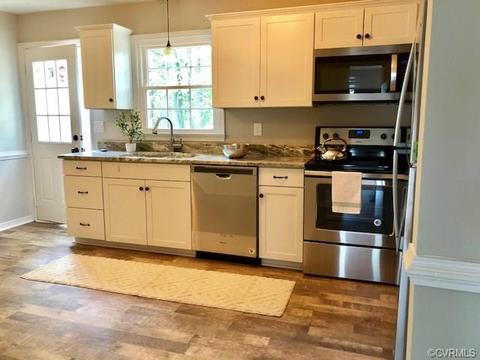 15909 Tri Gate Rd, Chester, VA 23831 photo 8