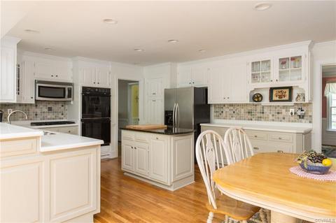 2610 Leafield Ter, Midlothian, VA 23113 photo 16