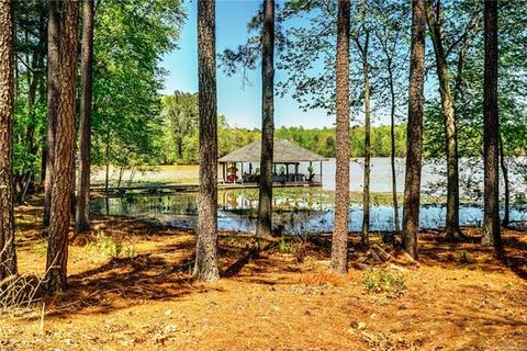 18160 Whipponock Way, Sutherland, VA 23885 photo 2