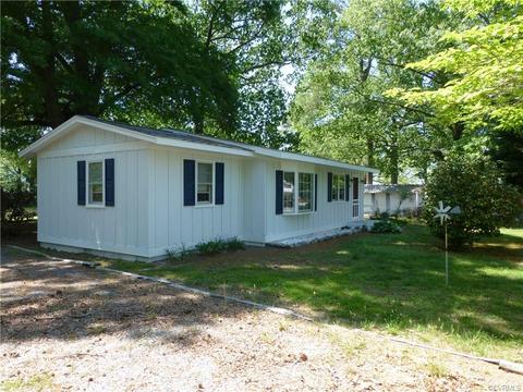 274 Cherry Dr, Gwynn, VA 23066 photo 3
