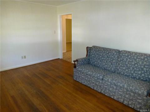 274 Cherry Dr, Gwynn, VA 23066 photo 5