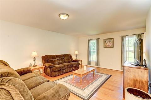 6333 Walnut Tree Dr, Powhatan, VA 23139 photo 8