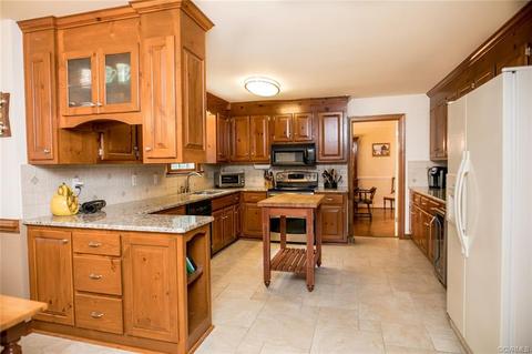 2420 Edgeview Ln, Midlothian, VA 23113 photo 11