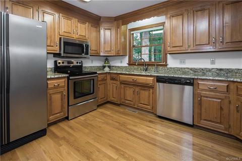 6404 Walnut Bend Dr, Midlothian, VA 23112 photo 19