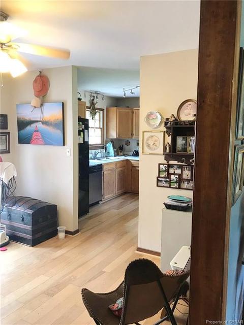 270 Red Cedar Ln, Urbanna, VA 23175 photo 5
