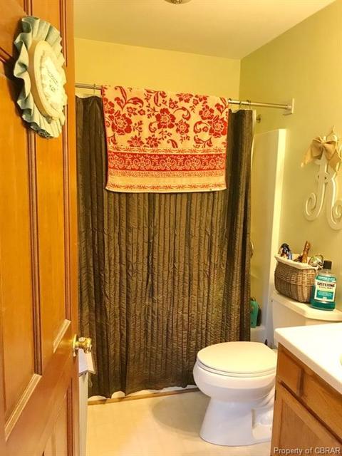 270 Red Cedar Ln, Urbanna, VA 23175 photo 8