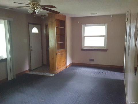6417 Elk Rd, Richmond, VA 23224 photo 3