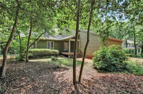 13707 Hickory Nut Pt, Midlothian, VA 23112 photo 1