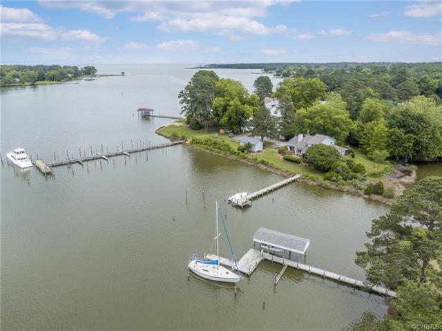 172 Fleetwood Cir, Moon, VA 23119 MLS# 1821563 - Movoto.com