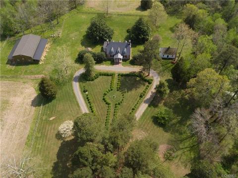 2328 Stormont Rd, Saluda, VA 23149 photo 4