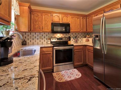 8114 Kitchener Dr, Gloucester, VA 23061 photo 6