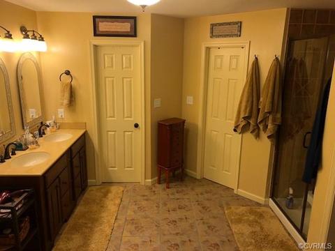 6229 Shady Ln, Gloucester, VA 23061 photo 14