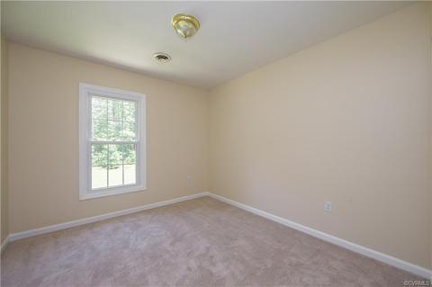 5211 Grubby Rd, Wilsons, VA 23894 photo 32