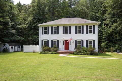 5211 Grubby Rd, Wilsons, VA 23894 photo 3