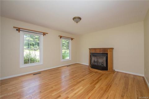5211 Grubby Rd, Wilsons, VA 23894 photo 16