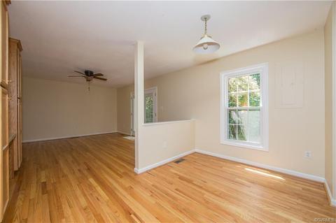 5211 Grubby Rd, Wilsons, VA 23894 photo 12