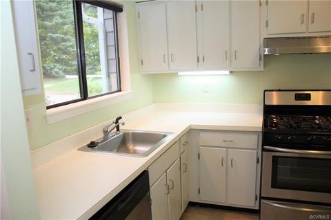 1319 Sycamore Square Dr, Midlothian, VA 23113 photo 10