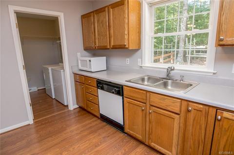 564 Jackson Rd, Bumpass, VA 23024 photo 9