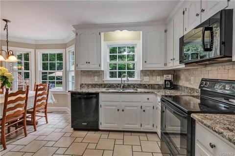 2540 Castle Hill Rd, Midlothian, VA 23113 photo 12