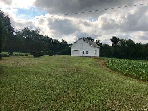 515 Stormont Rd, Saluda, VA 23149 photo 5