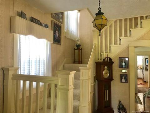 515 Stormont Rd, Saluda, VA 23149 photo 8
