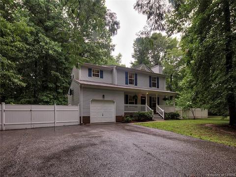 8453 Kitchener Dr, Gloucester, VA 23061 photo 2