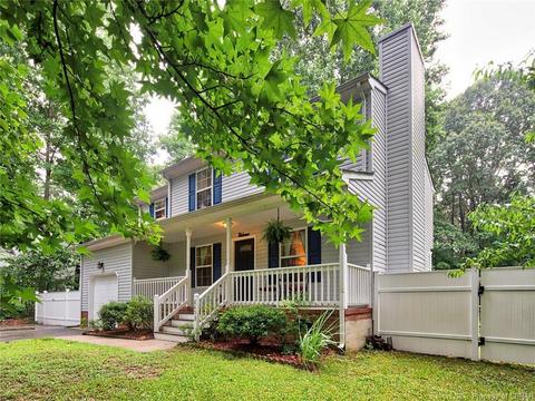 8453 Kitchener Dr, Gloucester, VA 23061 photo 1