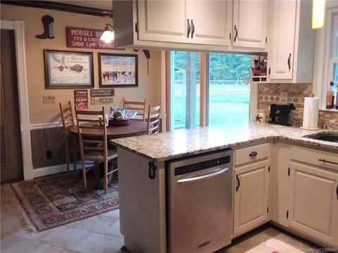 9151 Rangtang Rd, Gloucester, VA 23061 photo 4