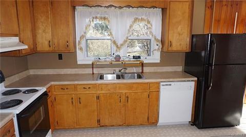 304 Park Ave, Crewe, VA 23930 photo 18