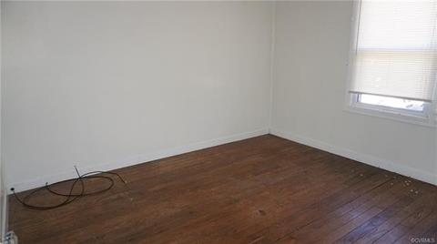 304 Park Ave, Crewe, VA 23930 photo 22