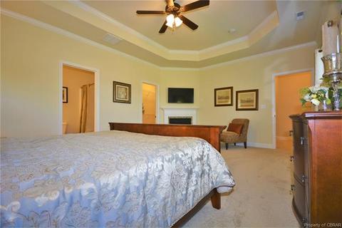 7615 Villa Ct, Gloucester Point, VA 23062 photo 24