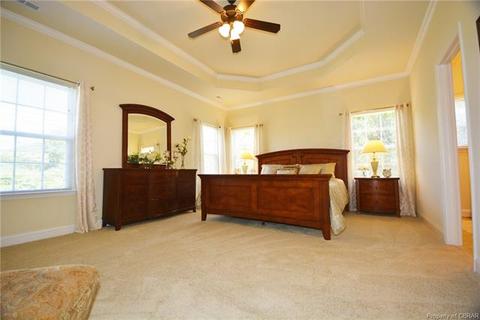 7615 Villa Ct, Gloucester Point, VA 23062 photo 25