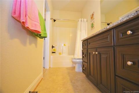 7615 Villa Ct, Gloucester Point, VA 23062 photo 30