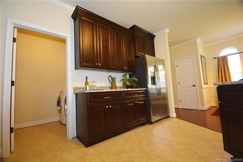 7615 Villa Ct, Gloucester Point, VA 23062 photo 9