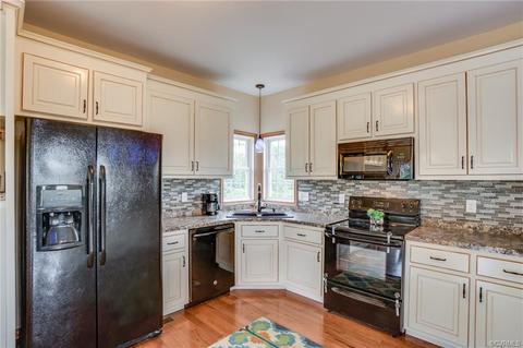23412 Ridley Rd, Carson, VA 23830 photo 13