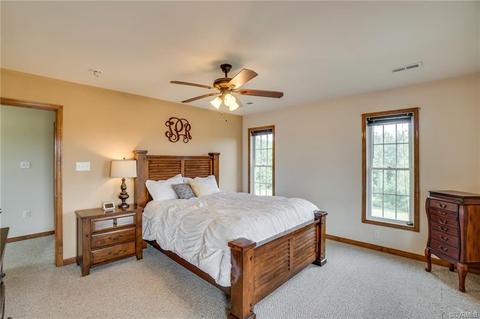 23412 Ridley Rd, Carson, VA 23830 photo 9