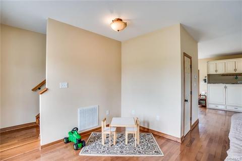 23412 Ridley Rd, Carson, VA 23830 photo 10