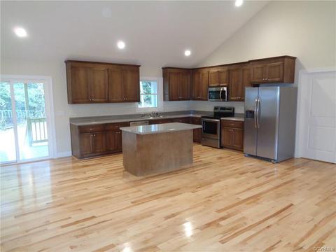 1950 Moody Fox Ln, Carson, VA 23830 photo 9