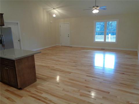 1950 Moody Fox Ln, Carson, VA 23830 photo 11