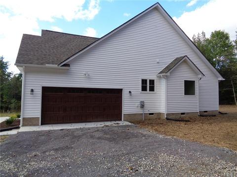 1950 Moody Fox Ln, Carson, VA 23830 photo 6