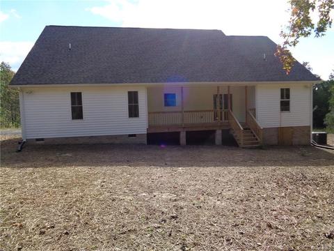 1950 Moody Fox Ln, Carson, VA 23830 photo 4