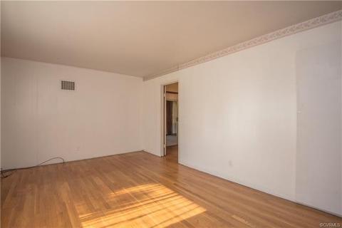 969 Greys Point Rd, Topping, VA 23169 photo 6