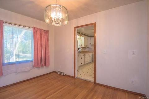 969 Greys Point Rd, Topping, VA 23169 photo 9