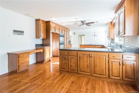 1408 E Overlook Dr, Powhatan, VA 23139 photo 6